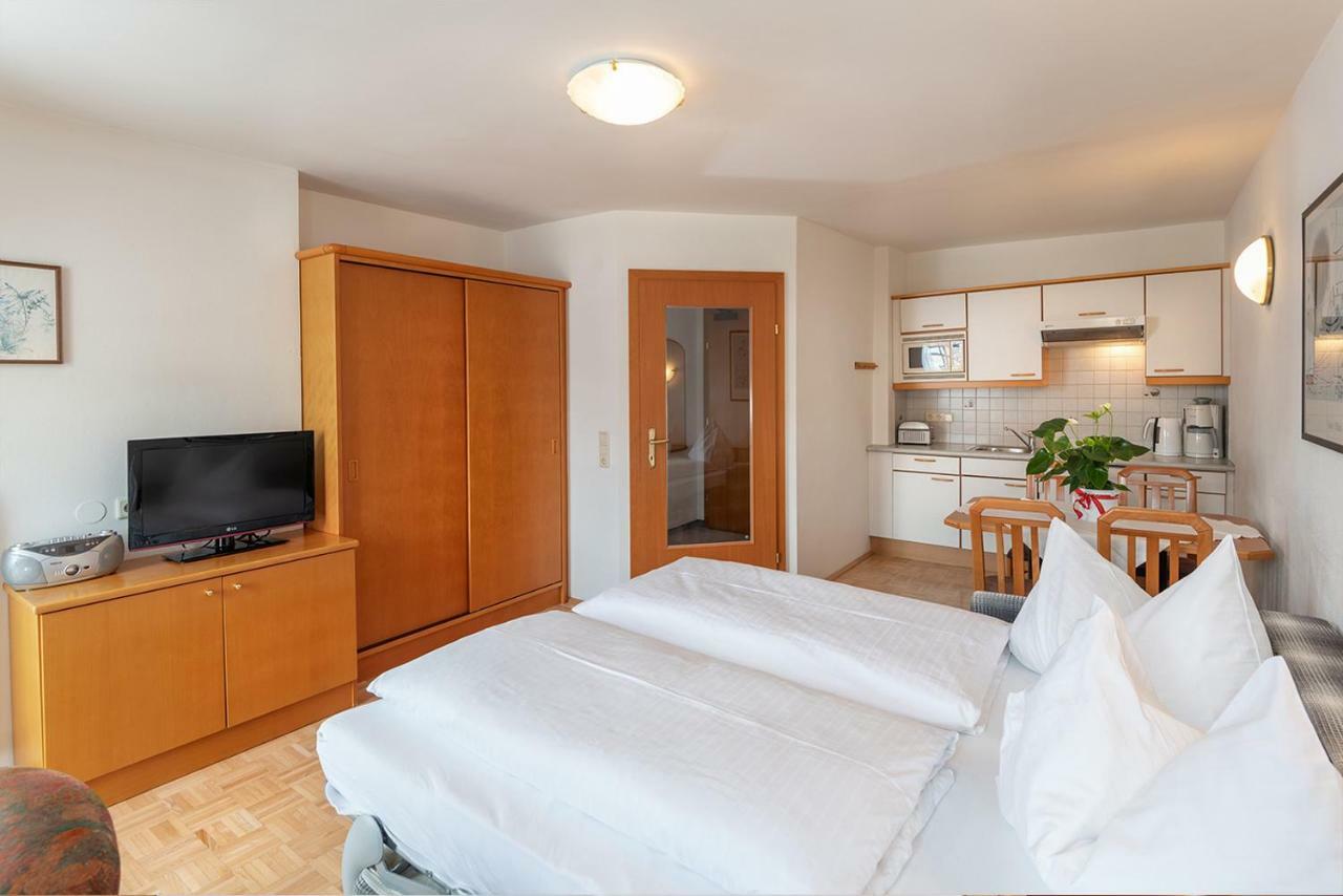 Dr. Aufmesser Appartements オーバータウエルン エクステリア 写真